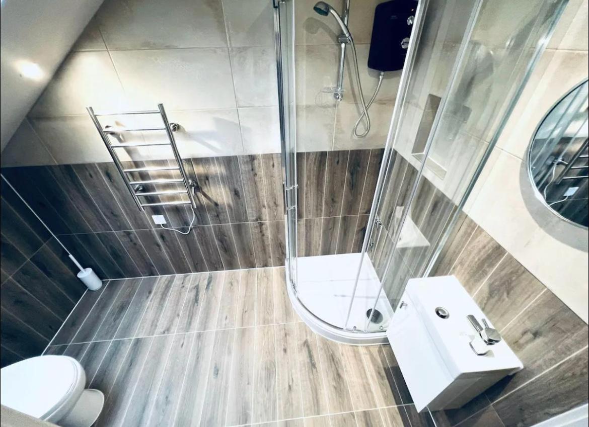 London South Charming Ensuite Look Like Hotel Designer Room Exterior photo